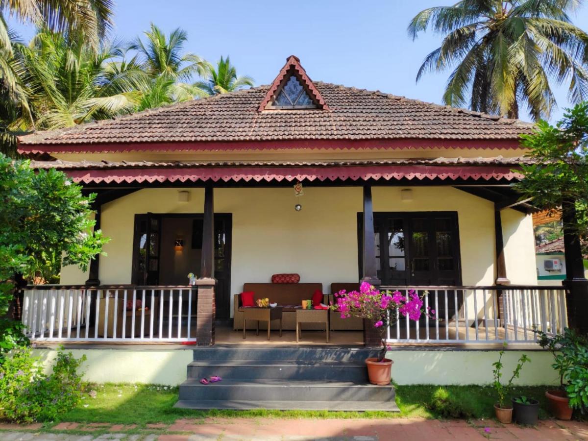 Beach Villa Morjim Buitenkant foto