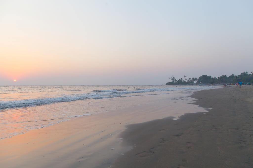Beach Villa Morjim Buitenkant foto